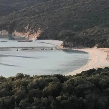 Alba Rossa Magnifique Vue Mer, Piscine , Clim Apartment Serra-di-Ferro (Corsica)